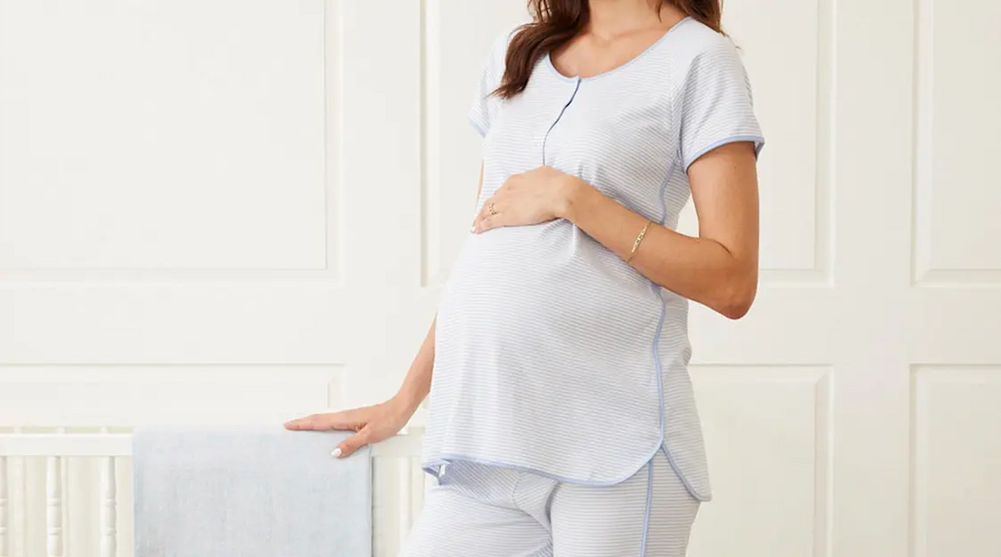 Why Maternity Scrub Sets Essential for Pregnant Healthcare Workers?